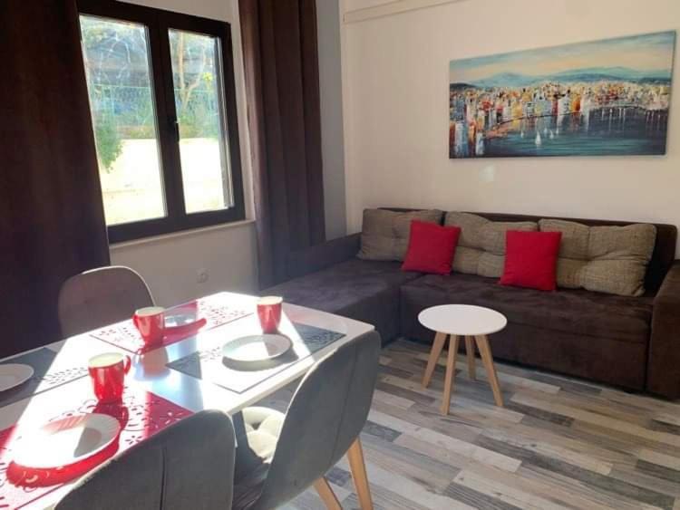 Fresh Apartments Dar Orlic Trogir Exterior foto